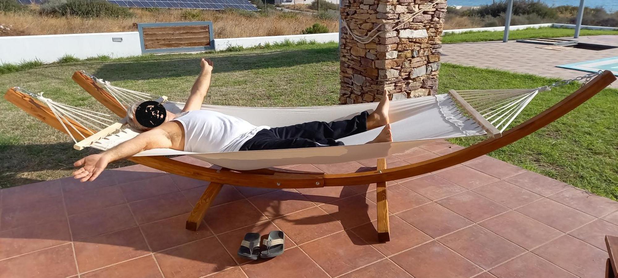 Cristelia Seafront & Pool Villaer