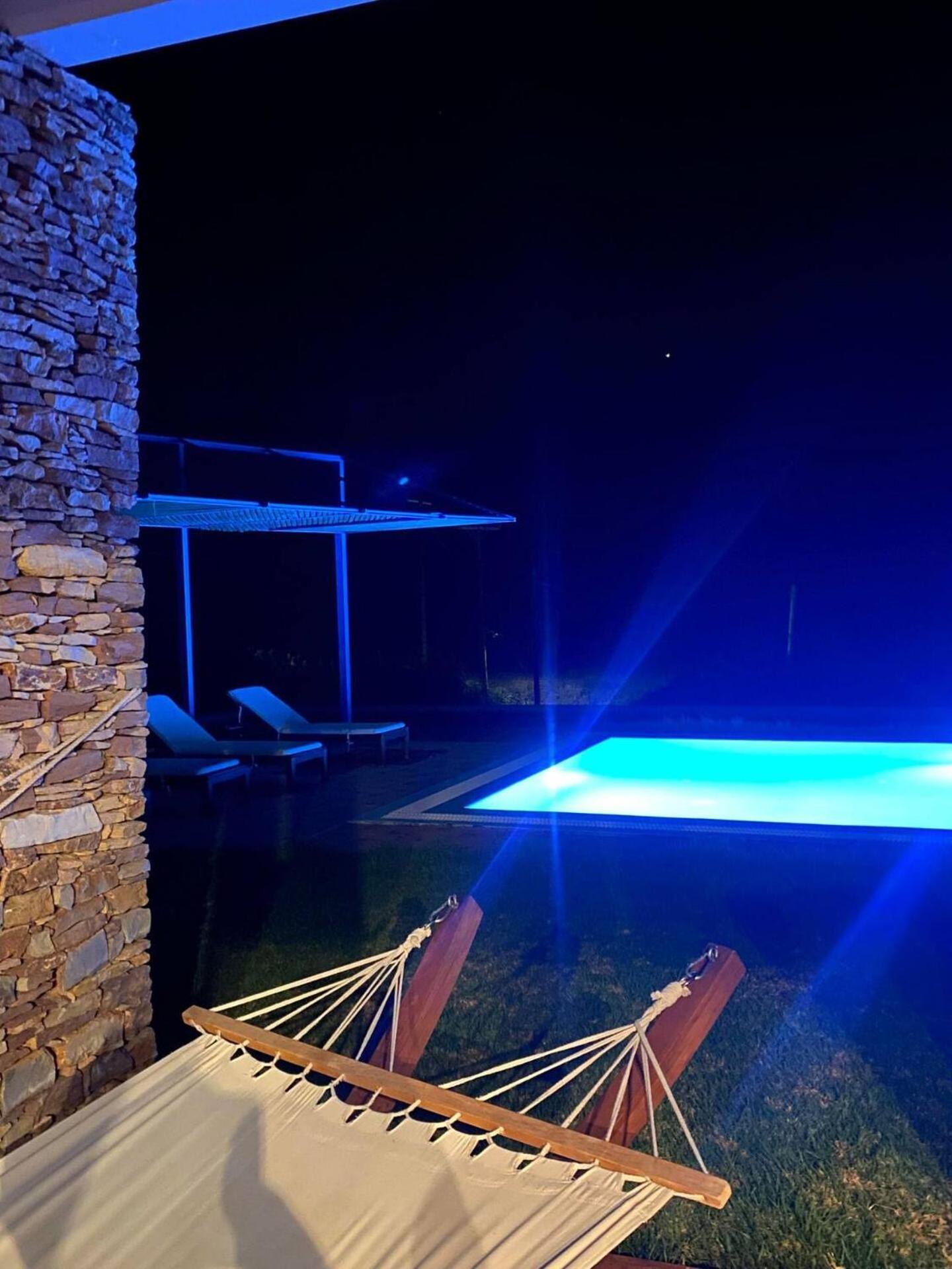 Villaer Cristelia Seafront & Pool Lakhania